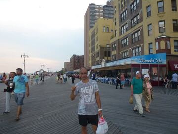 alex